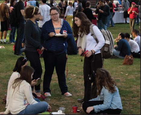 Students enjoy the Dining Service’s barbeque for Charter.