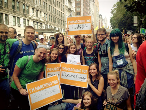 Janelle Burleigh ’15, Ben Nathanson ’15, Justin McCarthy ’15, Will Kochtitzky ’16, Kenze Burkhart ’15, Natalie Cassidy ’18, Claire Jordy ’17, Megan Hansen ’17 and Jessica Poteet ’15 attend the People’s Climate March in New York.