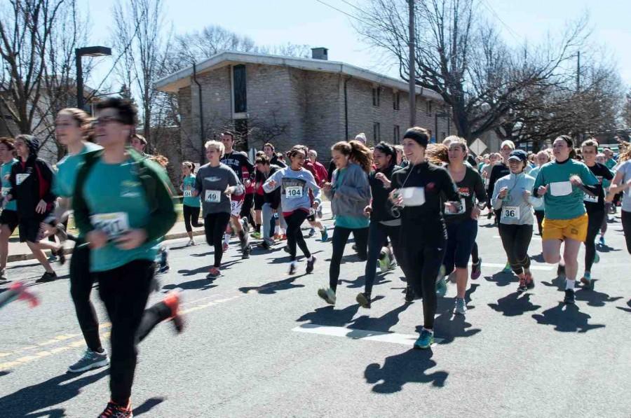 Students participate in the 2015 Run for Hope 5K. This years run will take place on Saturday, April 3.