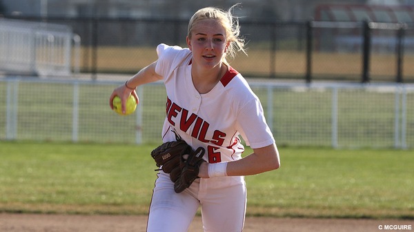 The Dickinson softball team split their first double-header of the season with Mary Washington. 