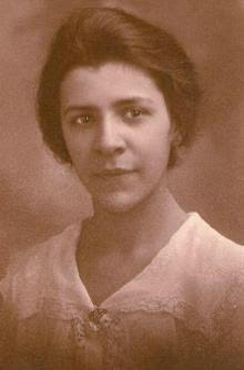 Red Devil of the Week: Esther Popel Shaw Class of 1919