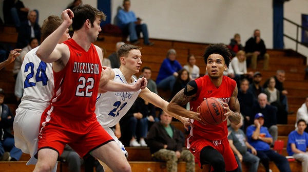 Men’s Basketball falls to Muhlenberg, Haverford