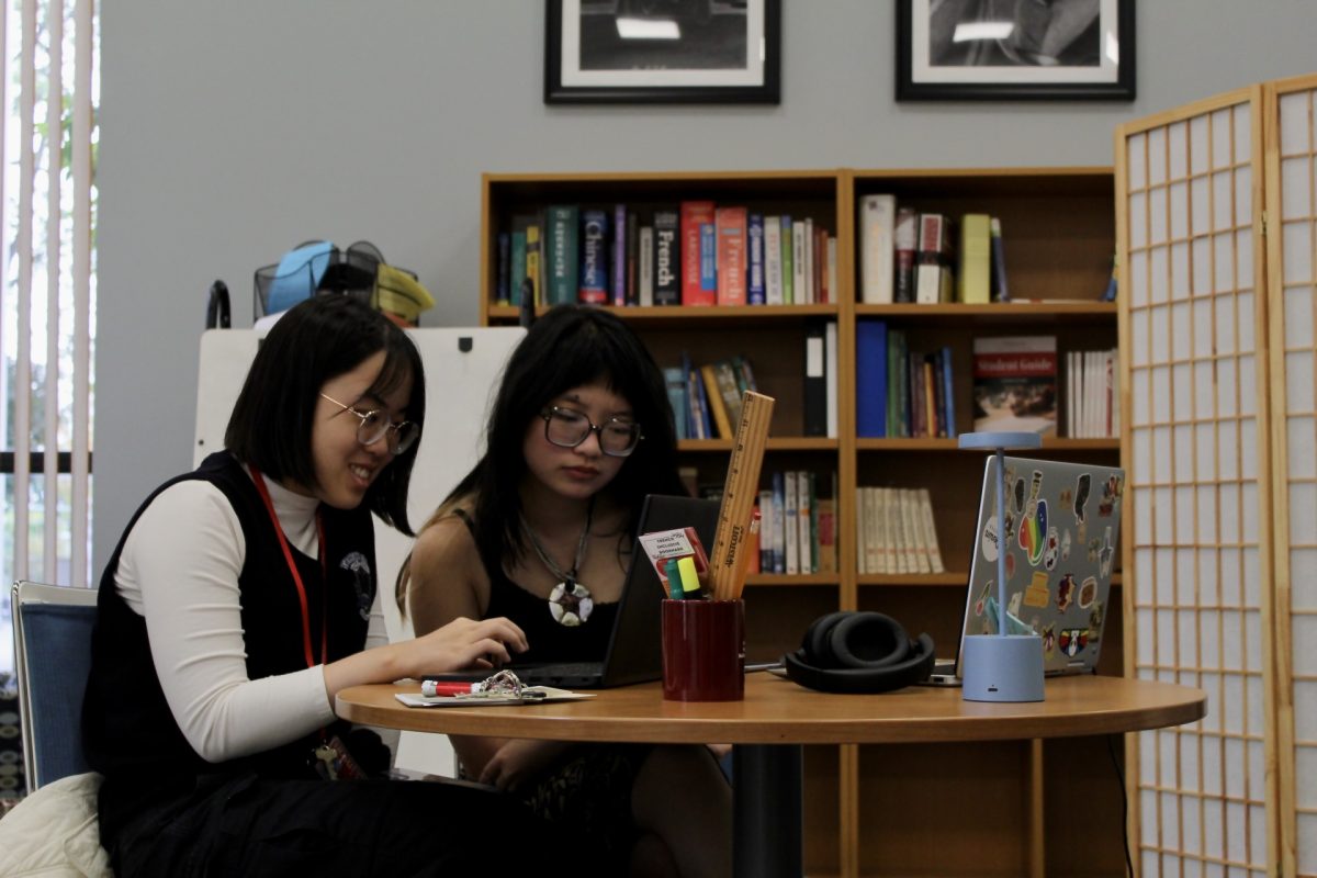 Writing Center adjusts AI approach