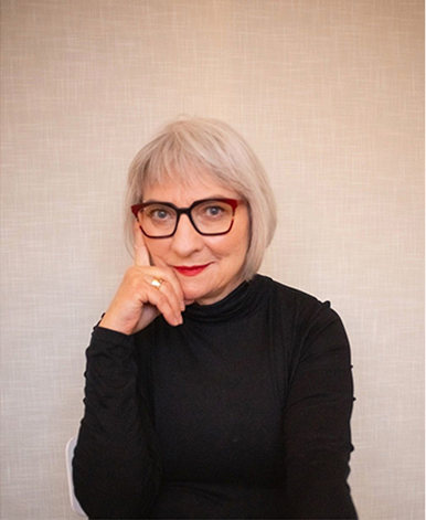 Stellfox Scholar Molly Peacock unifies students through poetry
